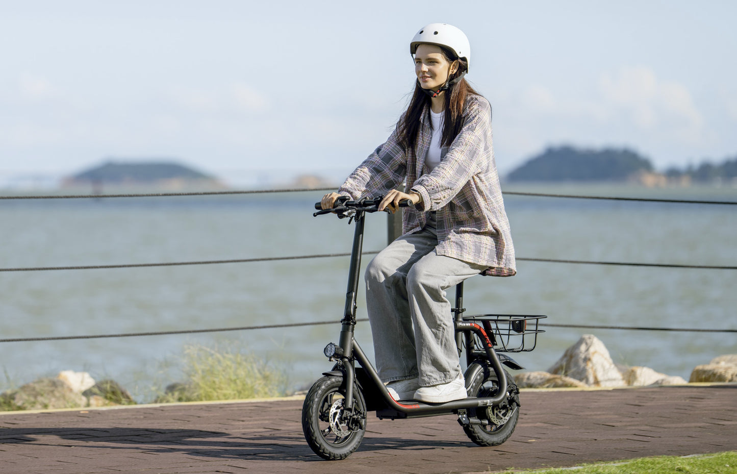 5TH WHEEL T30PRO Seated Electric Scooter | 700W Peak Motor & 15 mph Top Speed