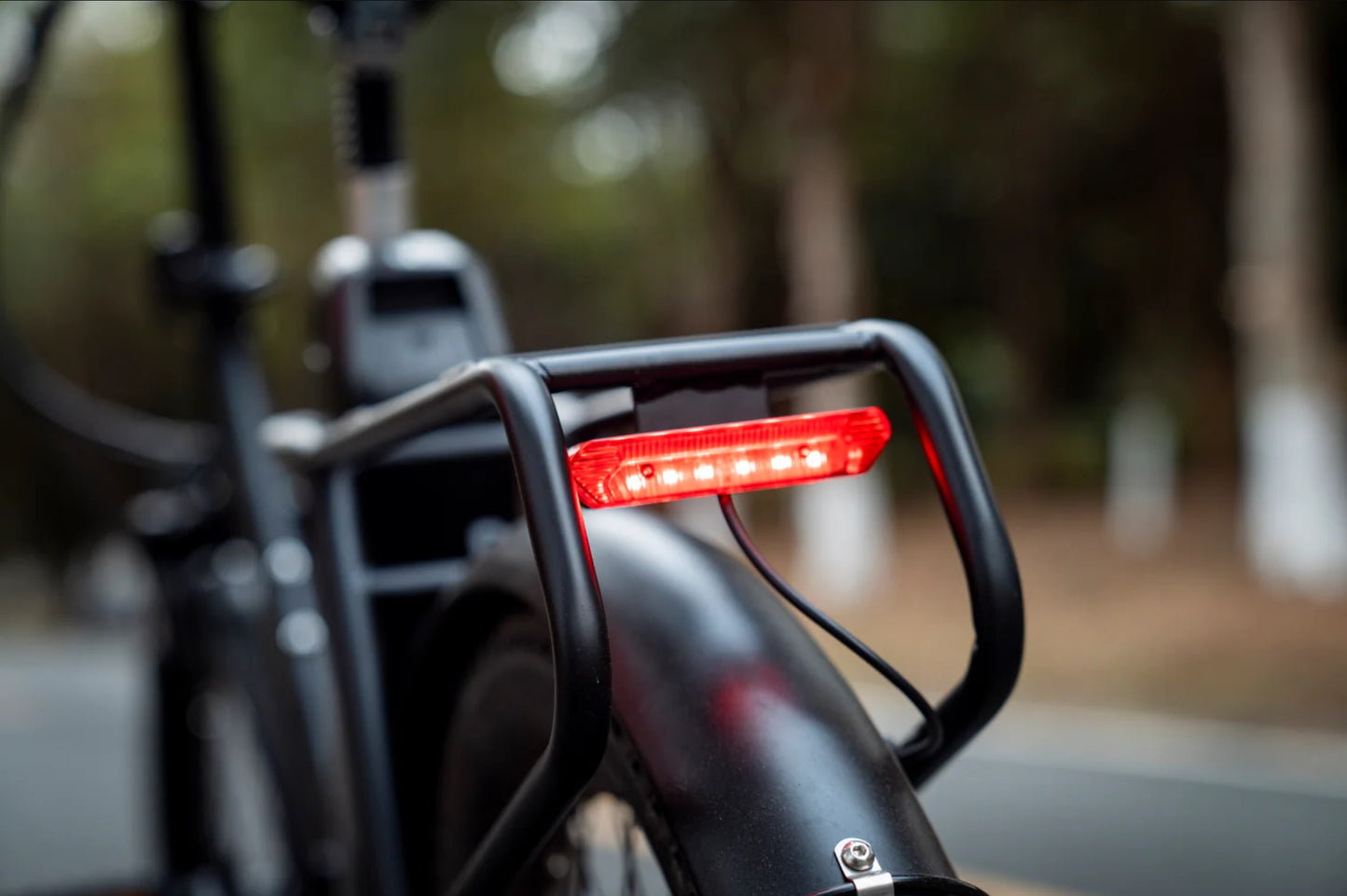 5TH WHEEL TIDE 2 Utility Electric Bike | 1000W Peak Motor & 25 Mile Range