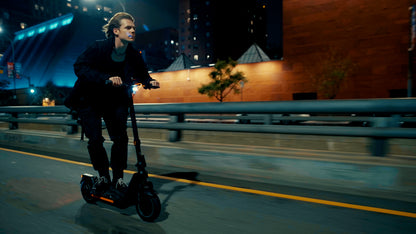 5TH WHEEL G11PRO Performance Electric Scooter | 1200W Peak Motor & 40 Mile Range