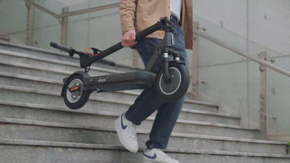 5TH WHEEL V40PRO Electric Scooter | 800W Peak Motor & 25 Mile Range with Ambient Lighting System